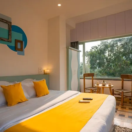 Zostel Rishikesh, Laxman Jhula Hostel Exterior photo