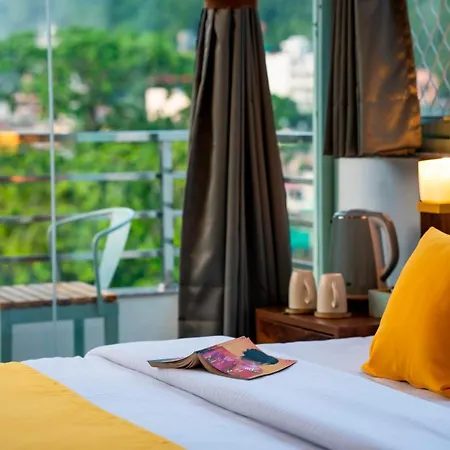 Zostel Rishikesh, Laxman Jhula Hostel Exterior photo